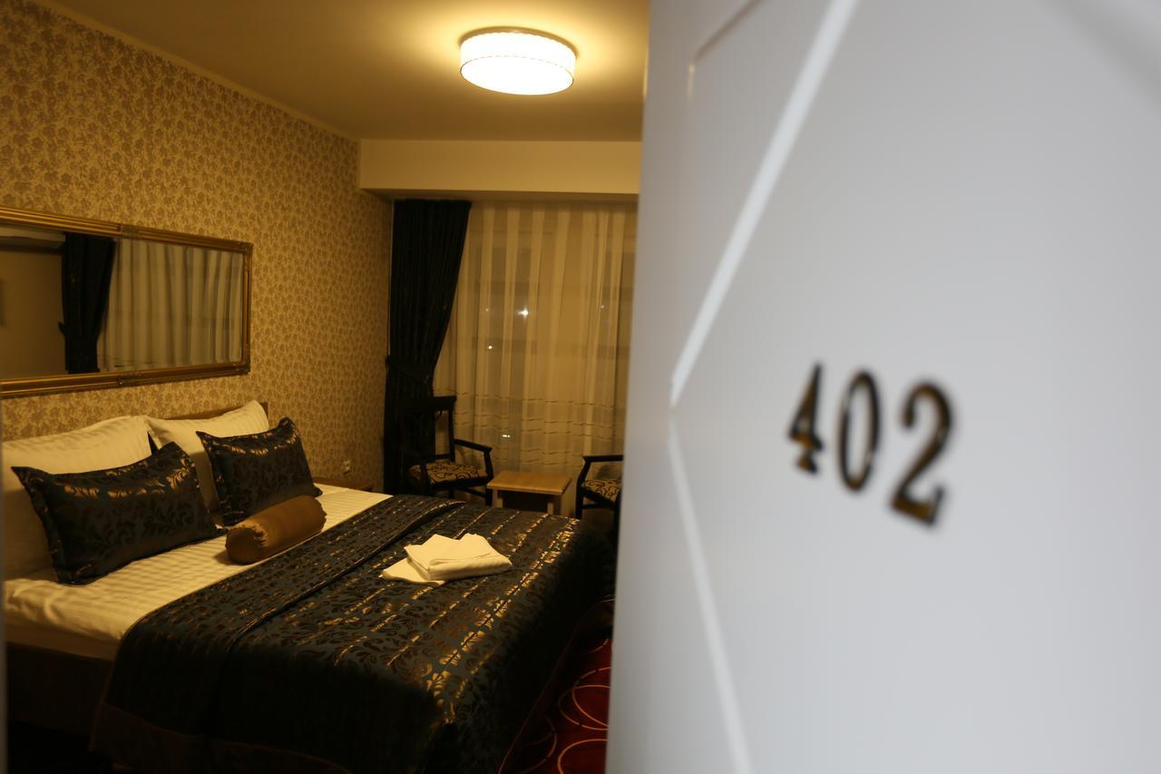 Hotel Pejton プリシュティナ エクステリア 写真